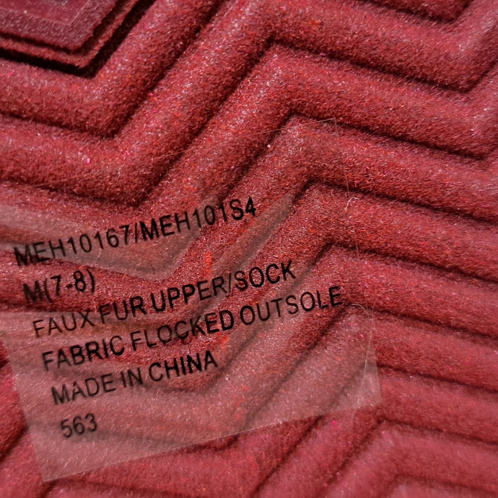 Steve Madden New In The Box, Sz. Medium 7/8 - image 3